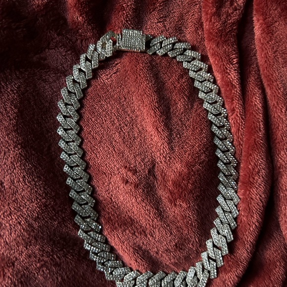 Silver Chain - Picture 3 of 4